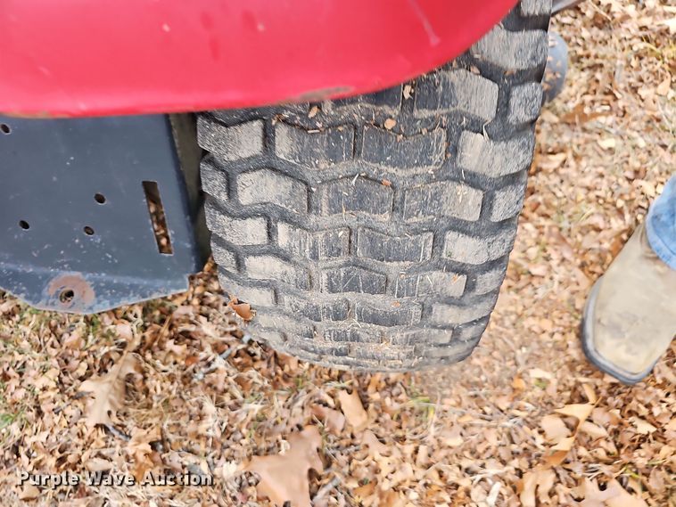 image for item NP9287 (4) lawn mowers