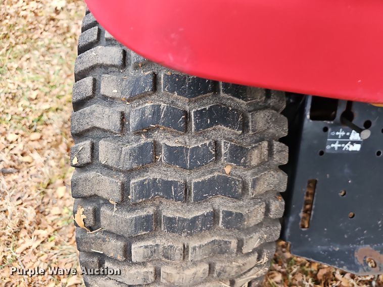 image for item NP9287 (4) lawn mowers