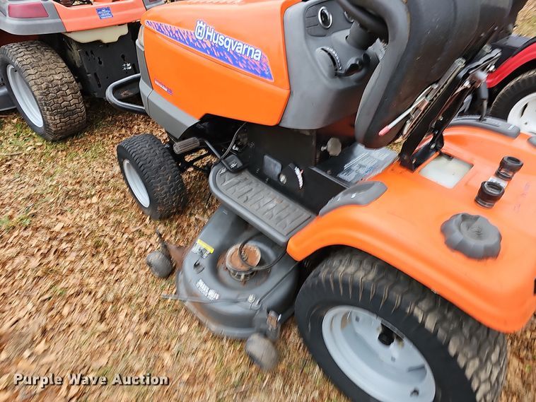 image for item NP9287 (4) lawn mowers