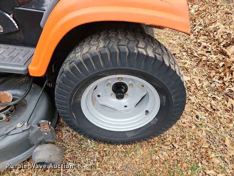 image for item NP9287 (4) lawn mowers