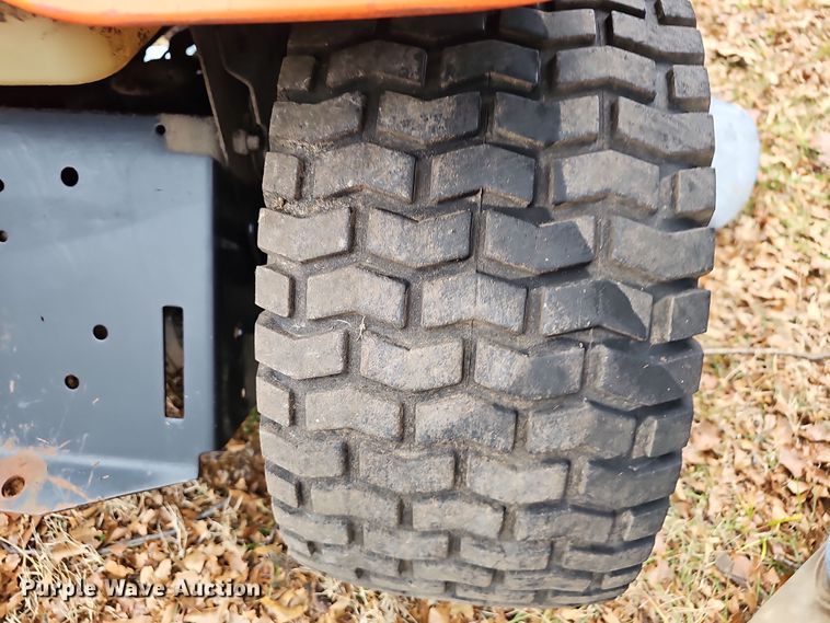 image for item NP9287 (4) lawn mowers