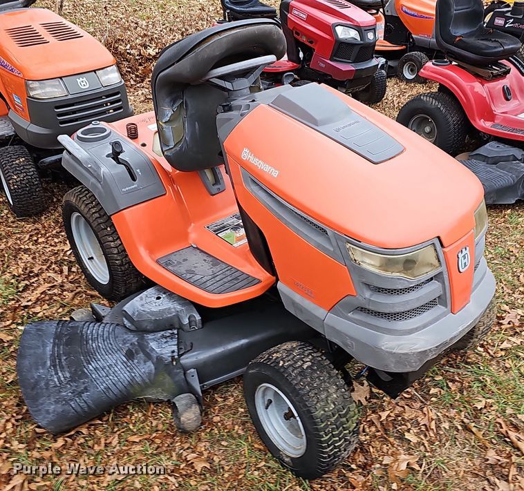 image for item NP9287 (4) lawn mowers