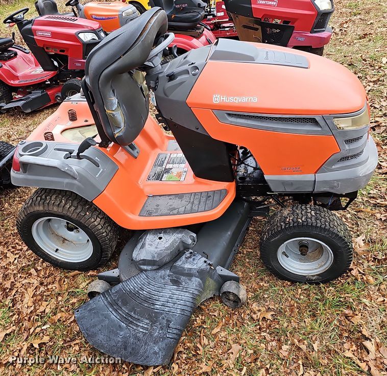 image for item NP9287 (4) lawn mowers