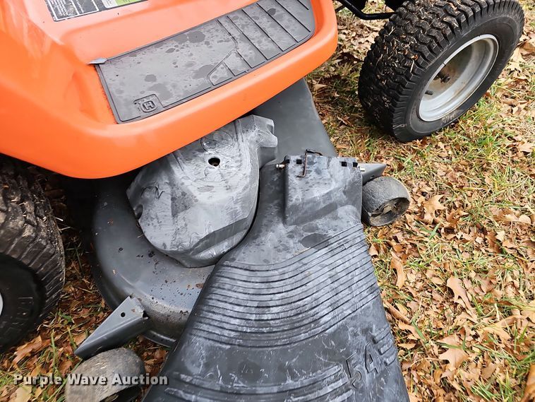 image for item NP9287 (4) lawn mowers