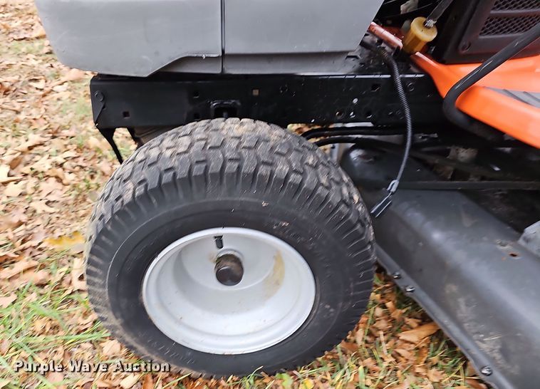 image for item NP9287 (4) lawn mowers