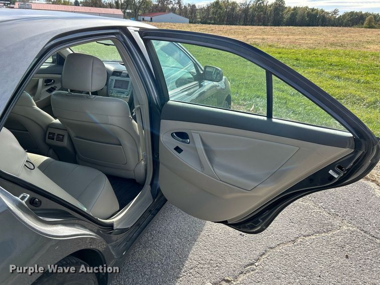 image for item NR9378 2007 Toyota Camry Hybrid