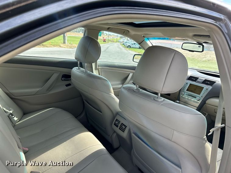 image for item NR9378 2007 Toyota Camry Hybrid