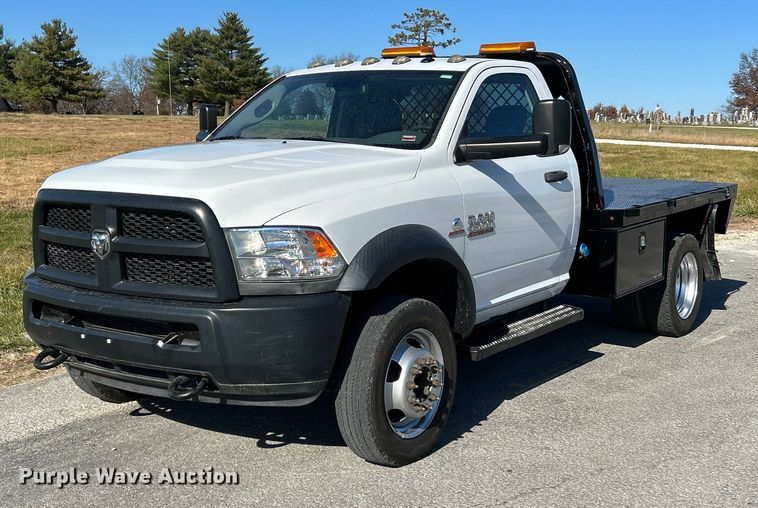 image for item NR9454 2015 Dodge Ram 4500HD  flatbed truck