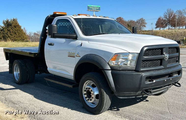 image for item NR9454 2015 Dodge Ram 4500HD  flatbed truck