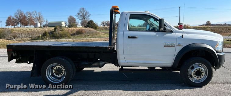 image for item NR9454 2015 Dodge Ram 4500HD  flatbed truck