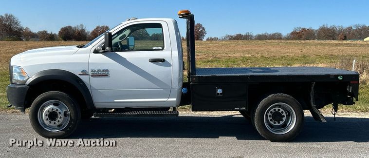 image for item NR9454 2015 Dodge Ram 4500HD  flatbed truck