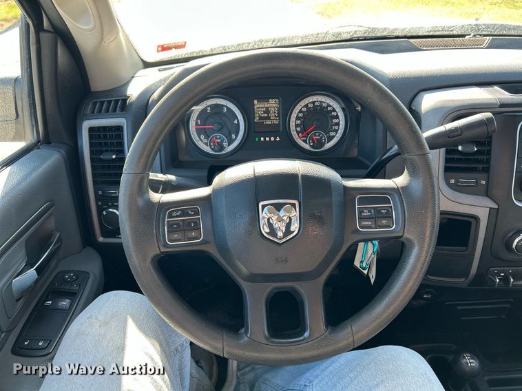 image for item NR9454 2015 Dodge Ram 4500HD  flatbed truck