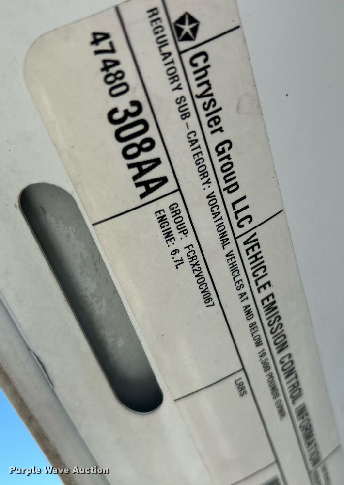 image for item NR9454 2015 Dodge Ram 4500HD  flatbed truck