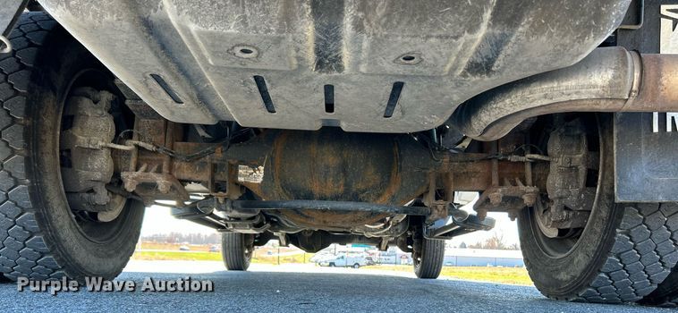 image for item NR9454 2015 Dodge Ram 4500HD  flatbed truck