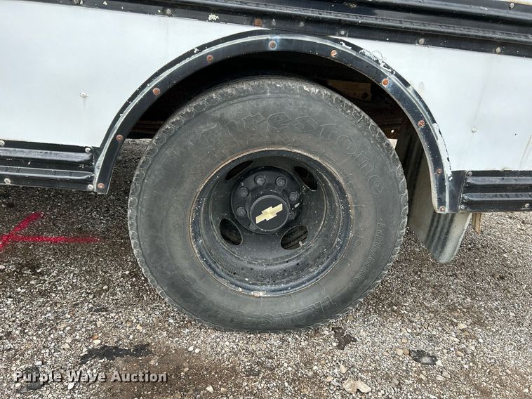 image for item NR9459 2000 Chevrolet Express  school bus