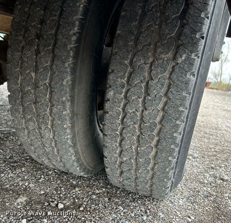 image for item NR9459 2000 Chevrolet Express  school bus