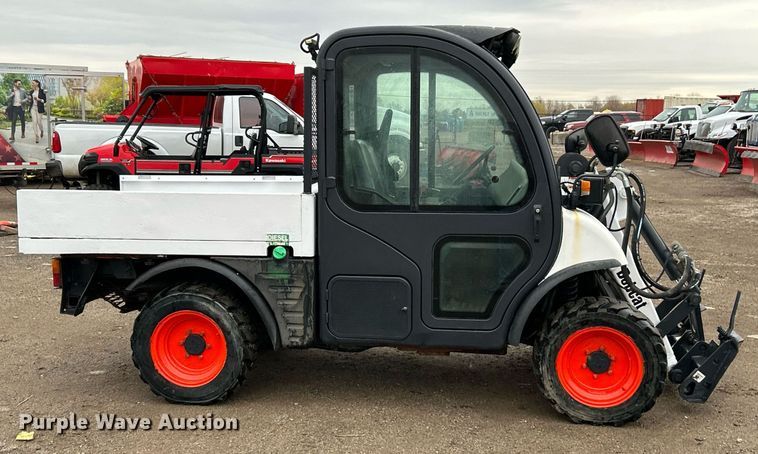 image for item NR9463 2005 Bobcat Toolcat 5600  utility vehicle