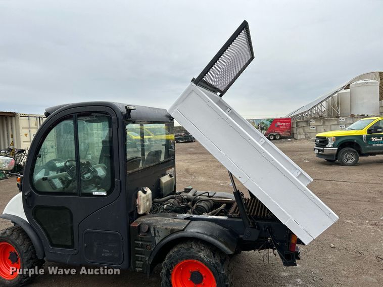 image for item NR9463 2005 Bobcat Toolcat 5600  utility vehicle