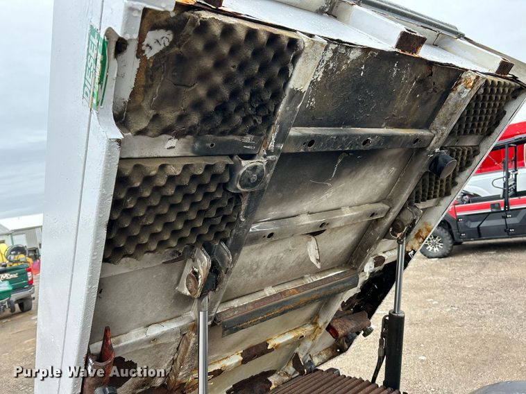 image for item NR9463 2005 Bobcat Toolcat 5600  utility vehicle