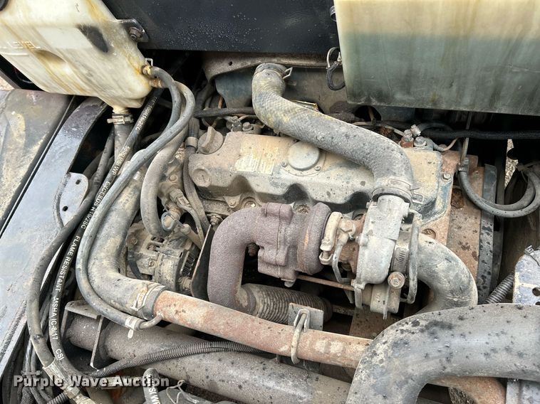 image for item NR9463 2005 Bobcat Toolcat 5600  utility vehicle