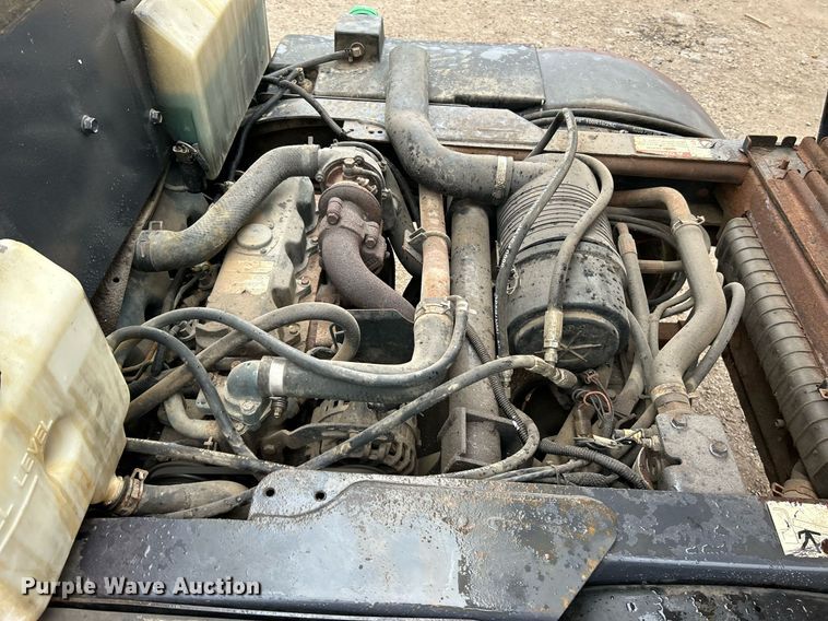 image for item NR9463 2005 Bobcat Toolcat 5600  utility vehicle