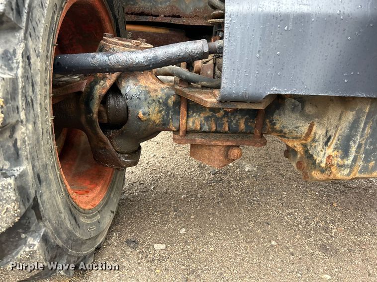 image for item NR9463 2005 Bobcat Toolcat 5600  utility vehicle