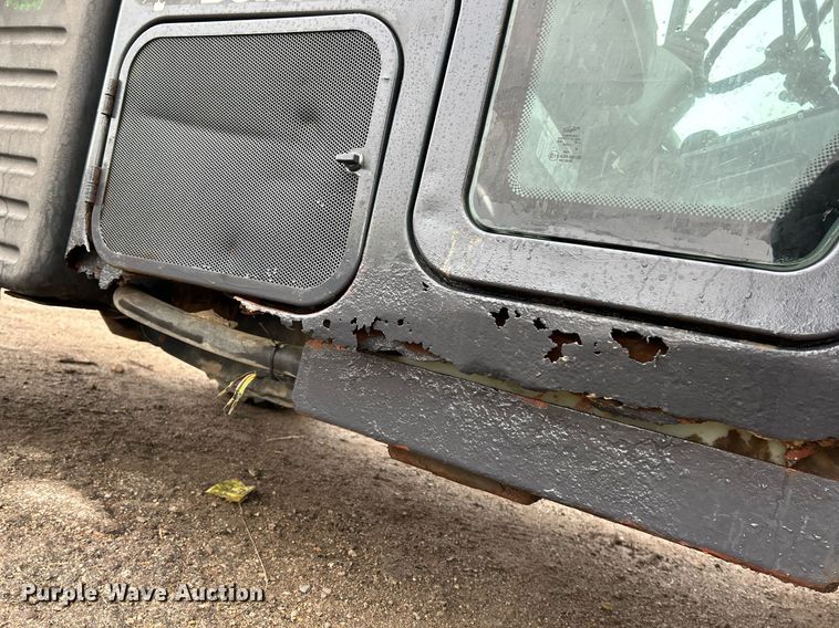 image for item NR9464 2006 Bobcat Toolcat 5600  utility vehicle