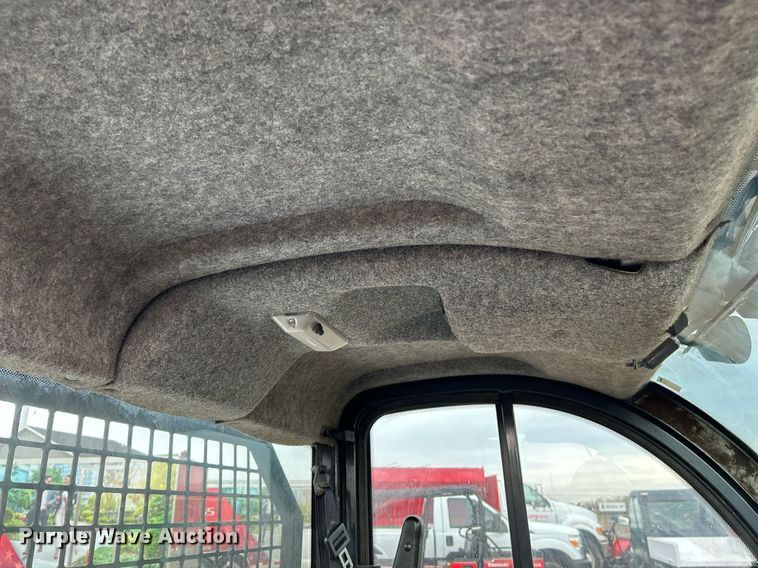 image for item NR9464 2006 Bobcat Toolcat 5600  utility vehicle