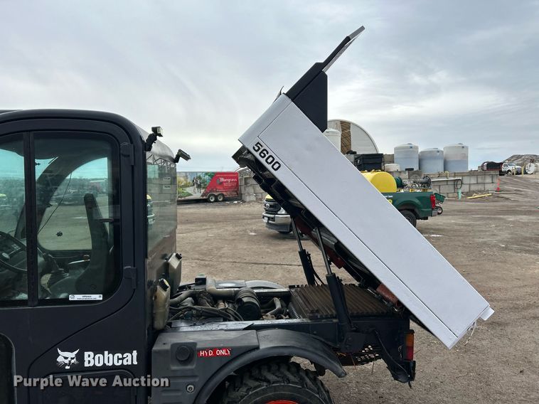 image for item NR9464 2006 Bobcat Toolcat 5600  utility vehicle