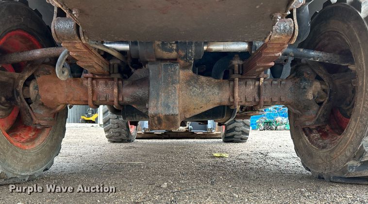 image for item NR9464 2006 Bobcat Toolcat 5600  utility vehicle