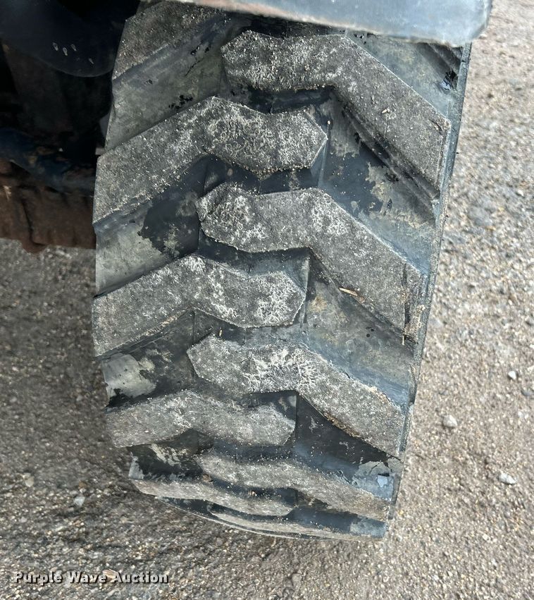 image for item NR9464 2006 Bobcat Toolcat 5600  utility vehicle