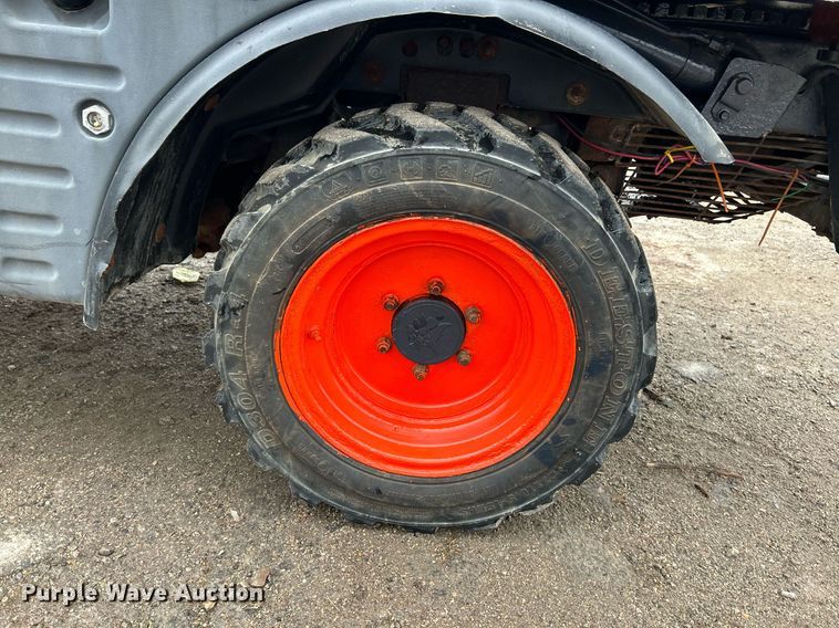 image for item NR9464 2006 Bobcat Toolcat 5600  utility vehicle