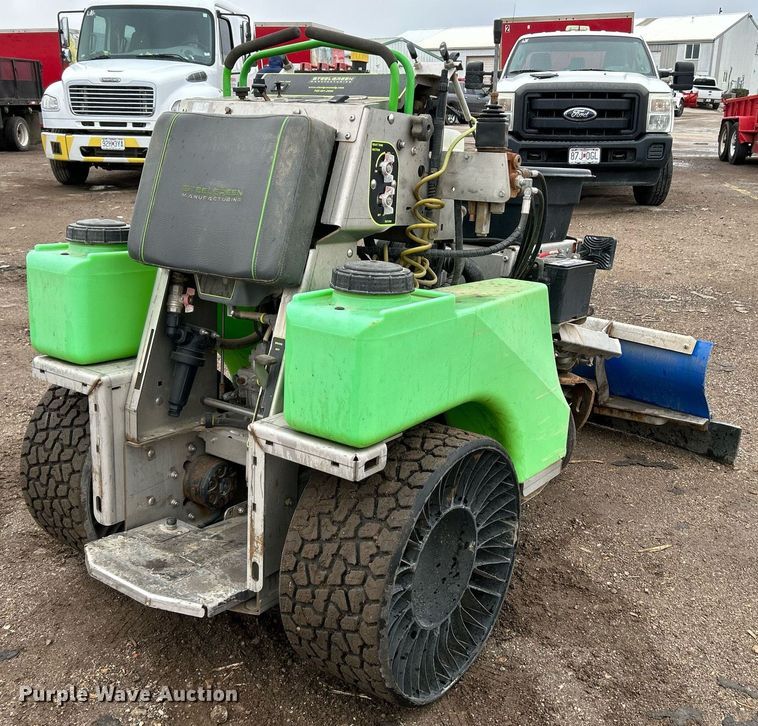 image for item NR9466 Steel Green SG42  turf sprayer