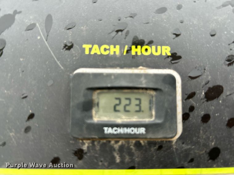 image for item NR9466 Steel Green SG42  turf sprayer