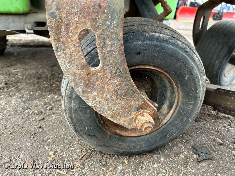 image for item NR9466 Steel Green SG42  turf sprayer