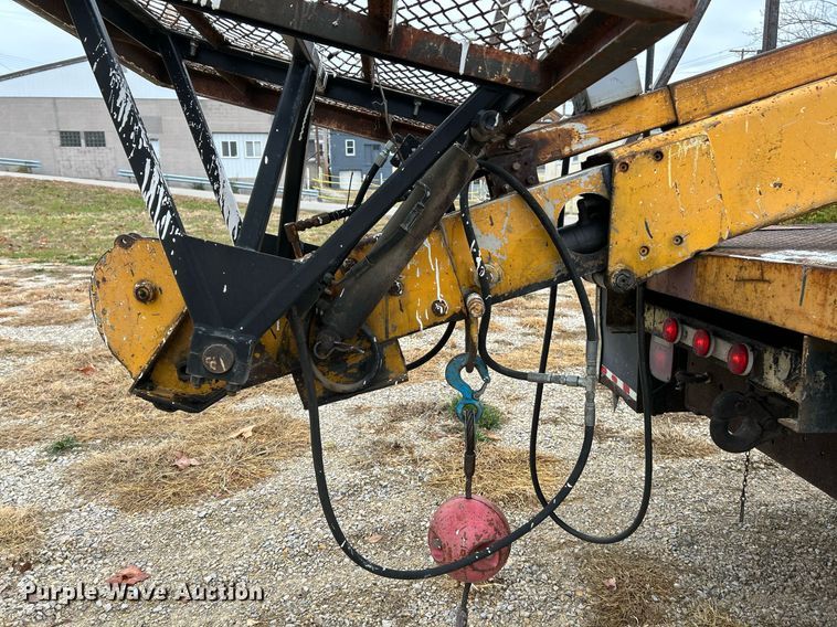 image for item NR9478 1986 Ford F600  bucket truck