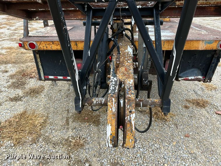 image for item NR9478 1986 Ford F600  bucket truck