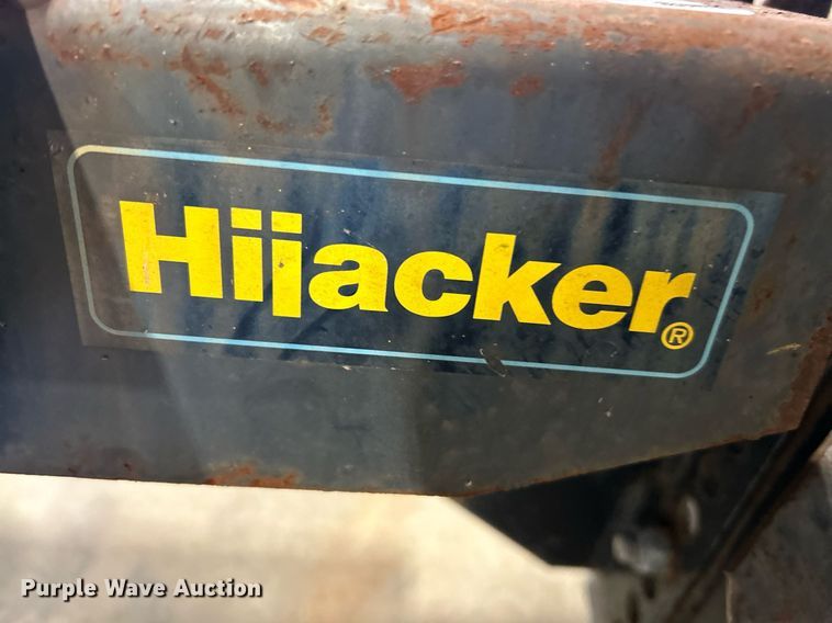 image for item NR9485 (2) 5th wheel hitches