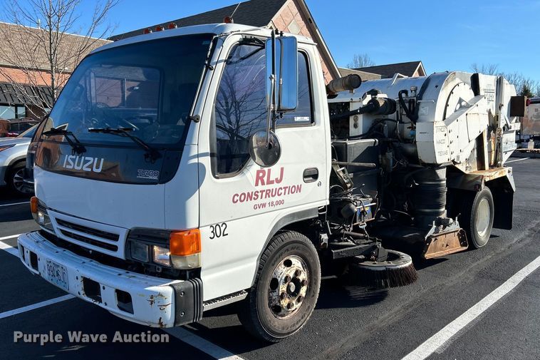 image for item NR9487 1999 Isuzu NPR  street sweeper truck