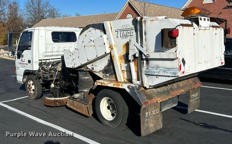 image for item NR9487 1999 Isuzu NPR  street sweeper truck