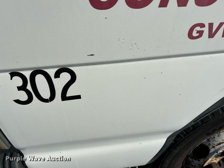 image for item NR9487 1999 Isuzu NPR  street sweeper truck