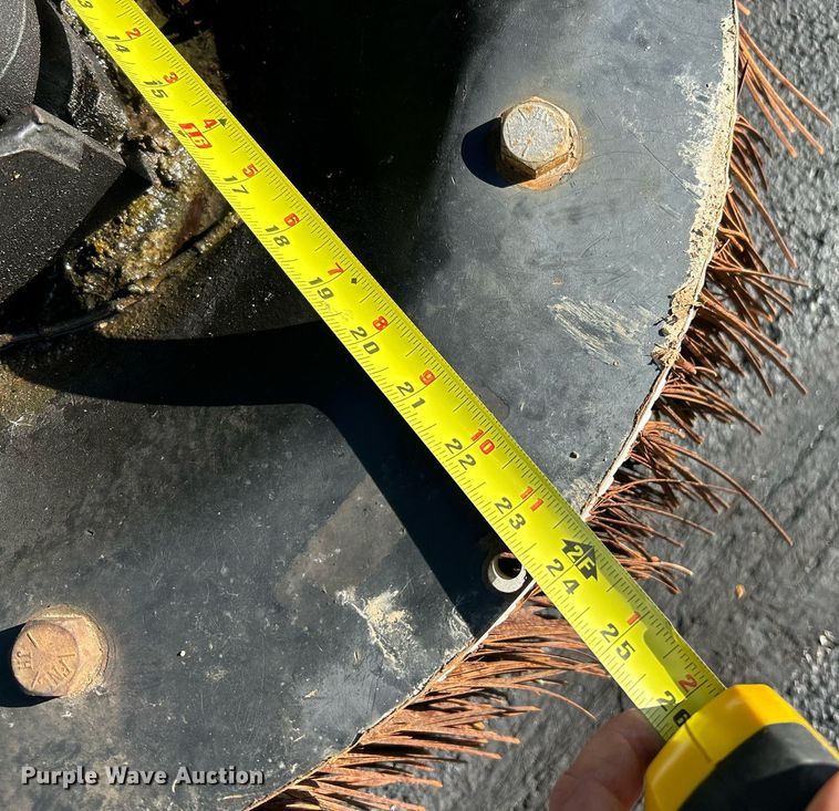 image for item NR9487 1999 Isuzu NPR  street sweeper truck