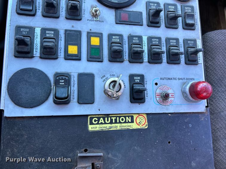 image for item NR9487 1999 Isuzu NPR  street sweeper truck