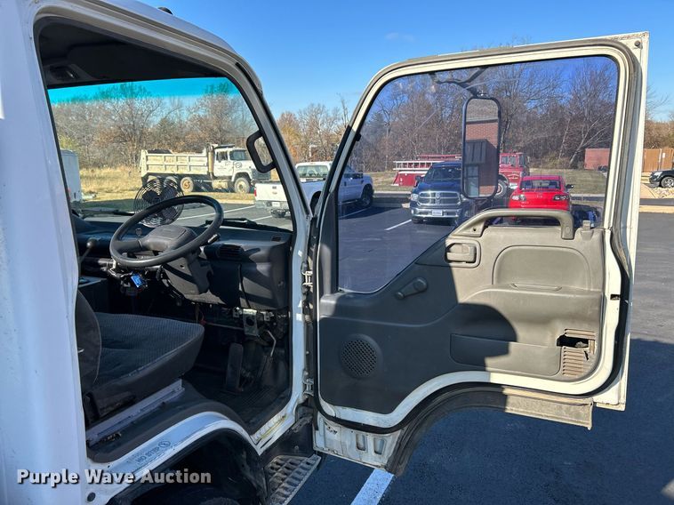 image for item NR9487 1999 Isuzu NPR  street sweeper truck