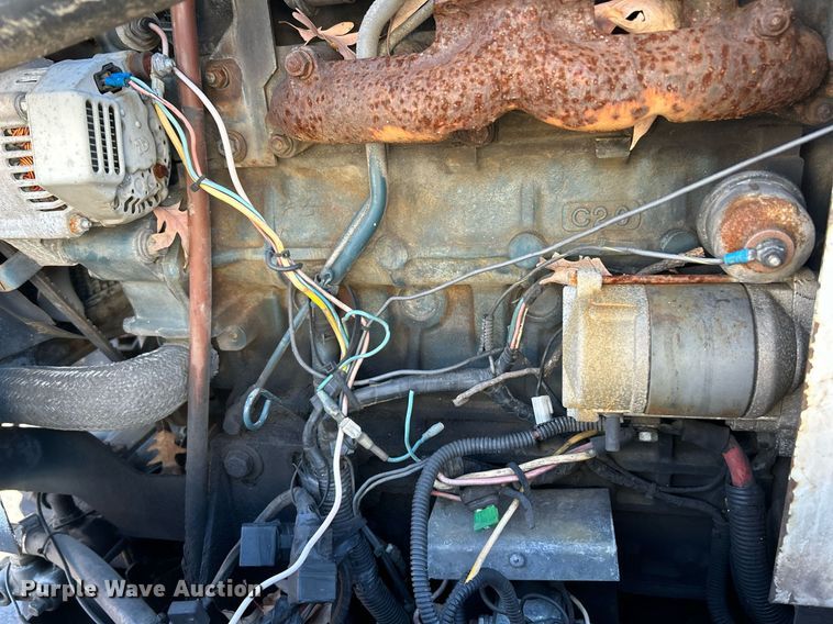 image for item NR9487 1999 Isuzu NPR  street sweeper truck