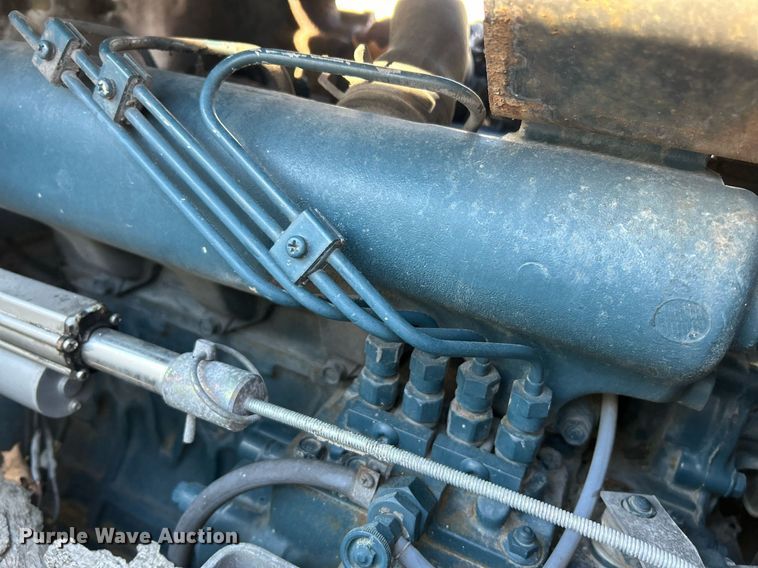 image for item NR9487 1999 Isuzu NPR  street sweeper truck