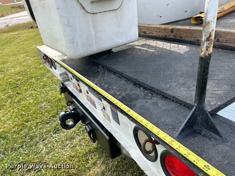 image for item NR9495 2016 Ford F550 Super Duty  bucket truck