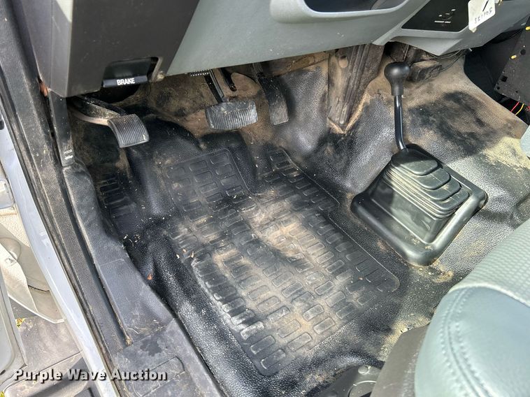 image for item NR9495 2016 Ford F550 Super Duty  bucket truck