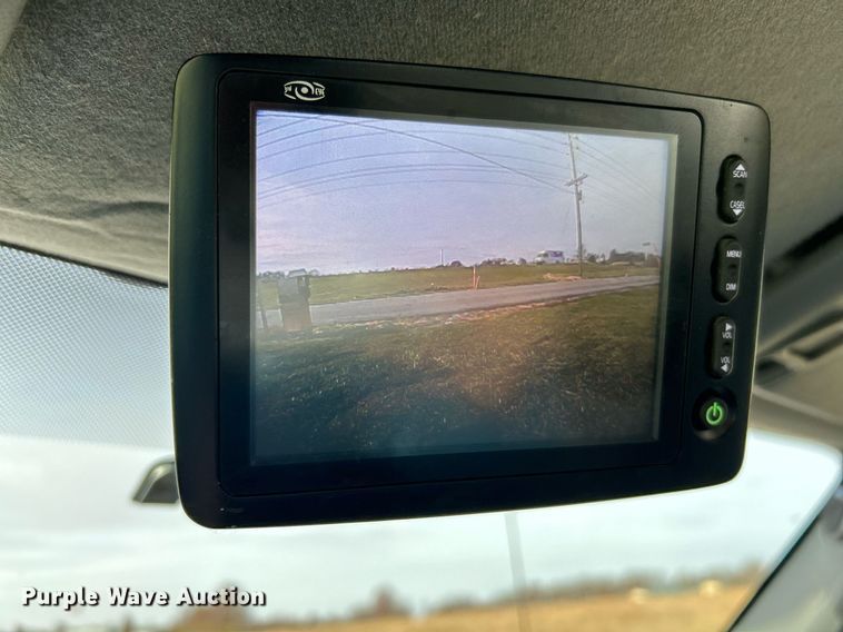 image for item NR9495 2016 Ford F550 Super Duty  bucket truck