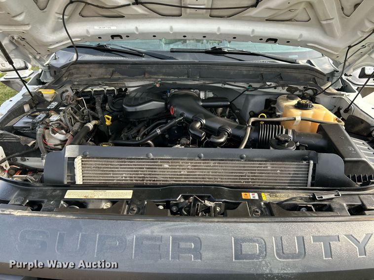 image for item NR9495 2016 Ford F550 Super Duty  bucket truck